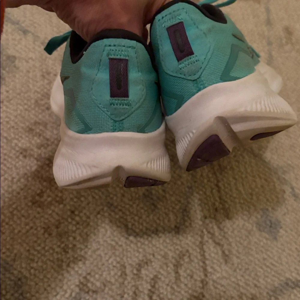 Saucony Women's Aqua Athletic Shoes - Picture 2 of 4